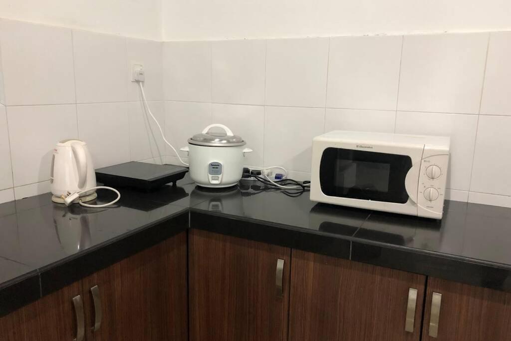 Spacious Studio Condo Near The Curve & Ikea Damansara Petaling Jaya Luaran gambar