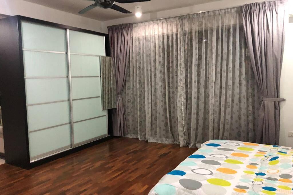 Spacious Studio Condo Near The Curve & Ikea Damansara Petaling Jaya Luaran gambar