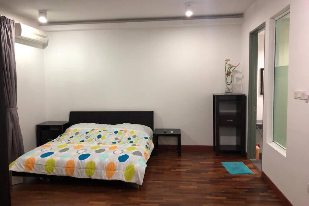 Spacious Studio Condo Near The Curve & Ikea Damansara Petaling Jaya Luaran gambar